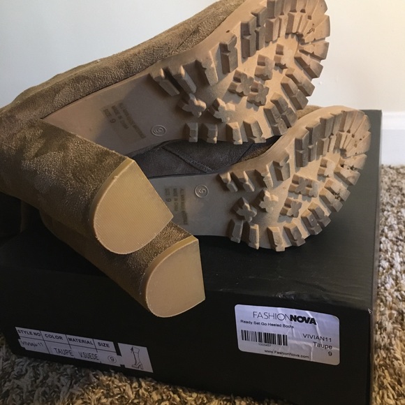 (SOLD)✨ Taupe Thigh High Boots - Picture 4 of 4